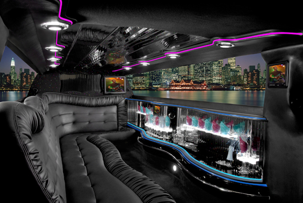 Chrysler 300 Limo Fort Lauderdale FL
