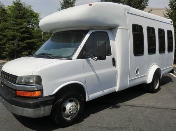 Fort Lauderdale 18 Passenger Party Bus